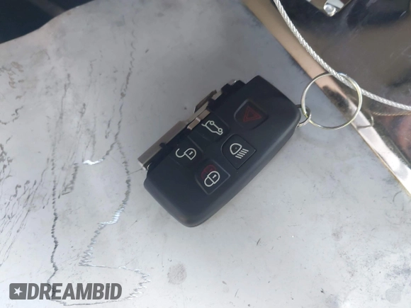 2016 Land Rover Range Rover Sport HSE с VIN SALWR2KF7GA654116, выставлен на аукционе IAAI как лот 41647353 с пробегом 97 221 миль миль и . История ставок и продаж доступна на DreamBid. Изображение 11.