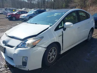 2010 Toyota Prius II with VIN JTDKN3DU3A0126928, listed as a IAAI auction lot 41620581 with 1 mi miles. Bid and sale history available at carsss.com. Image 2.