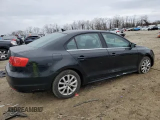 2013 Volkswagen Jetta SE with VIN 3VWDP7AJ8DM429030, listed as a Copart auction lot 47759145 with 173,476 mi miles and Salvage title. Bid and sale history available at DreamBid. Image 3.