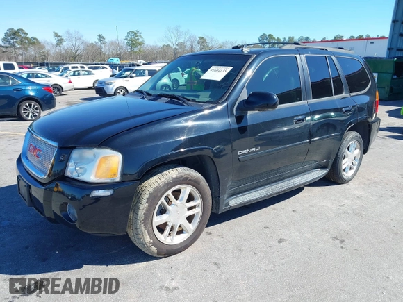 2008 GMC Envoy Denali with VIN 1GKET63M082175769, listed as a IAAI auction lot 41604135 with 136,013 mi miles. Bid and sale history available at carsss.com. Image 2.