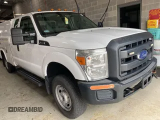 2014 Ford F-250 XL with VIN 1FD7X2B64EEB03645, listed as a IAAI auction lot 42677861 with 354,237 mi miles and . Bid and sale history available at DreamBid. Image 18.