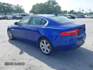 2018 Jaguar XE 25t Premium with VIN SAJAD4FX7JCP24113, listed as a IAAI auction lot 41984954 with 91,318 mi miles. Bid and sale history available at carsss.com. Image 3.