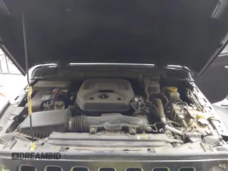 2019 Jeep Wrangler Unlimited Sahara с VIN 1C4HJXEN8KW588369, выставлен на аукционе IAAI как лот 42581061 с пробегом 90 710 миль миль и . История ставок и продаж доступна на DreamBid. Изображение 10.
