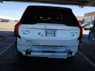 2017 Volvo XC90 R-Design with VIN YV4BC0PM3H1170168, listed as a Copart auction lot 61687725 with 88,876 mi miles and Salvage title. Bid and sale history available at DreamBid. Image 6.