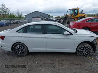 2020 Volkswagen Jetta S с VIN 3VWCB7BU9LM067517, выставлен на аукционе IAAI как лот 42186355 с пробегом 69 467 миль миль и . История ставок и продаж доступна на DreamBid. Изображение 14.