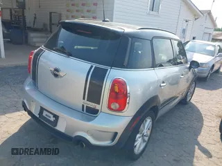 2012 MINI Countryman S z VIN WMWZC5C59CWL63348, wystawiony jako IAAI lot #42317781 z przebiegiem 132 639 mil mil oraz . Historia ofert i sprzedaży dostępna na DreamBid. Obrazek 4.