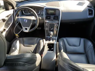 2015 Volvo XC60 T6 R-Design Platinum с VIN YV4902RS0F2671797, выставлен на аукционе Copart как лот 79425144 с пробегом 137 289 миль миль и Списание • Salvage title. История ставок и продаж доступна на DreamBid. Изображение 8.