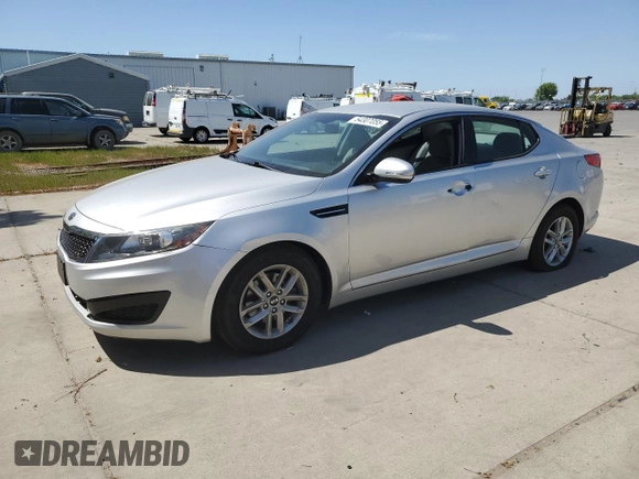 2011 Kia Optima LX with VIN KNAGM4A71B5170005, listed as a Copart auction lot 54307055 with 31,047 mi miles and Salvage Title. Bid and sale history available at carsss.com. Image 1.
