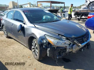 2018 Nissan Altima SR with VIN 1N4AL3AP0JC244794, listed as a IAAI auction lot 41677399 with 185,216 mi miles and . Bid and sale history available at DreamBid. Image 1.