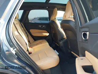 2023 Volvo XC60 z VIN YV4L12DX3P1278289, wystawiony jako IAAI lot #41889608 z przebiegiem 27 191 mil mil oraz . Historia ofert i sprzedaży dostępna na DreamBid. Obrazek 8.