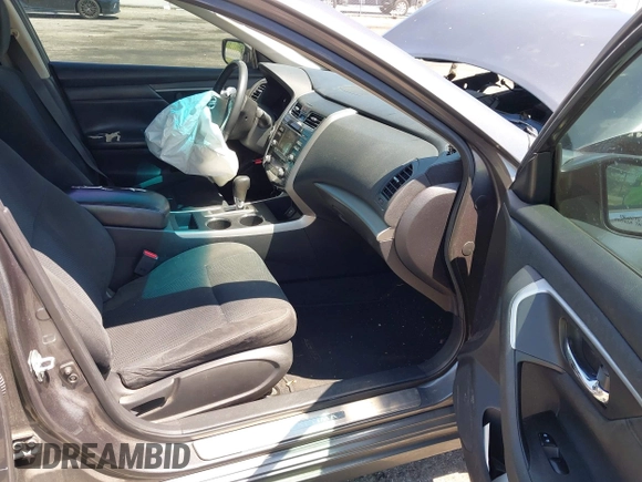 2015 Nissan Altima SV with VIN 1N4AL3AP9FC270351, listed as a IAAI auction lot 42033044 with 165,707 mi miles and . Bid and sale history available at DreamBid. Image 5.
