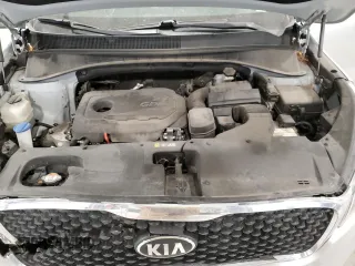 2017 Kia Sorento LX with VIN 5XYPG4A31HG211014, listed as a Copart auction lot 82358694 with 153,275 mi miles and Salvage Title. Bid and sale history available at carsss.com. Image 14.