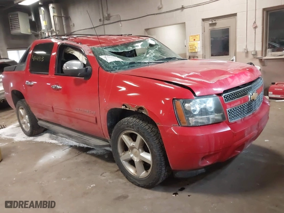 2012 Chevrolet Avalanche LS with VIN 3GNTKEE75CG284999, listed as a IAAI auction lot 41441903 with 232,066 mi miles. Bid and sale history available at carsss.com. Image 1.
