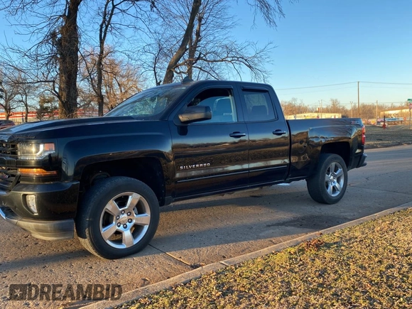2017 Chevrolet Silverado 1500 LT with VIN 1GCVKREC9HZ106560, listed as a Copart auction lot 42453835 with 145,763 mi miles and Clean Title. Bid and sale history available at carsss.com. Image 2.