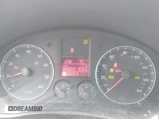 2008 Volkswagen Jetta SE z VIN 3VWRM71K38M043595, wystawiony jako IAAI lot #42169173 z przebiegiem 383 659 mil mil oraz . Historia ofert i sprzedaży dostępna na DreamBid. Obrazek 7.