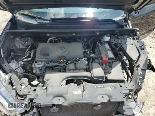 2024 Toyota RAV4 XLE Premium with VIN 2T3C1RFVXRW317486, listed as a Copart auction lot 55965795 with 32,478 mi miles and Salvage title. Bid and sale history available at DreamBid. Image 11.