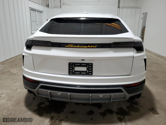 2019 Lamborghini Urus with VIN ZPBUA1ZL7KLA03750, listed as a Copart auction lot 75397654 with 0 mi miles and Salvage Title. Bid and sale history available at carsss.com. Image 6.