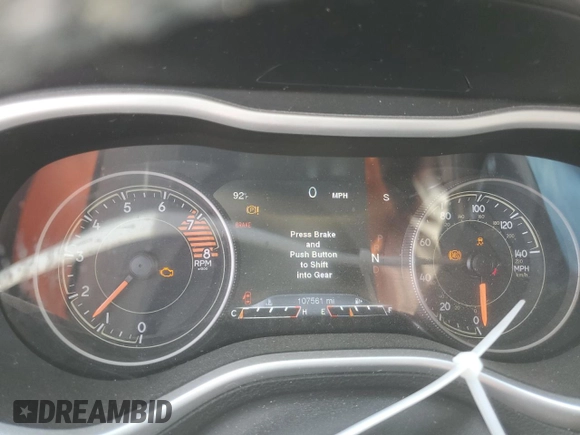 2017 Jeep Cherokee Limited с VIN 1C4PJLDS3HW641791, выставлен на аукционе Copart как лот 51286725 с пробегом 107 561 миль миль и Списание • Salvage title. История ставок и продаж доступна на DreamBid. Изображение 9.