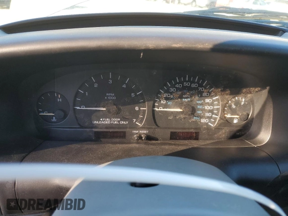 1999 Plymouth Voyager Grand SE z VIN 2P4GP44G3XR431744, wystawiony jako Copart lot #87659415 z przebiegiem Nie podano mil oraz Szkody całkowita. Historia ofert i sprzedaży dostępna na DreamBid. Obrazek 9.