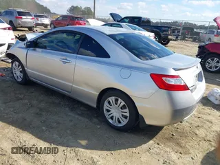 2008 Honda Civic Cpe LX with VIN 2HGFG12688H503166, listed as a IAAI auction lot 40949573 with 166,571 mi miles. Bid and sale history available at carsss.com. Image 3.