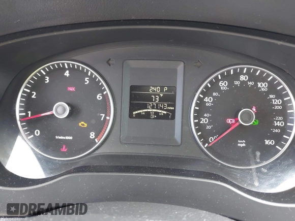 2013 Volkswagen Jetta SE with VIN 3VWDP7AJ3DM372896, listed as a IAAI auction lot 42520685 with 127,143 mi miles and . Bid and sale history available at DreamBid. Image 7.