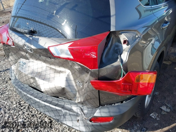 2014 Toyota RAV4 XLE with VIN JTMRFREV6ED084114, listed as a IAAI auction lot 41801049 with 140,042 mi miles and . Bid and sale history available at DreamBid. Image 6.