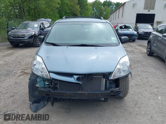 2010 Toyota Sienna CE с VIN 5TDKK4CC5AS327606, выставлен на аукционе IAAI как лот 42297187 с пробегом 248 029 миль миль и . История ставок и продаж доступна на DreamBid. Изображение 6.
