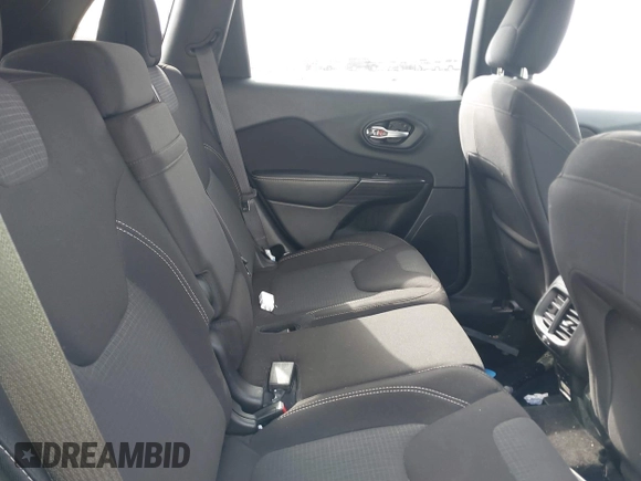 2016 Jeep Cherokee Latitude with VIN 1C4PJLCB3GW107402, listed as a IAAI auction lot 41505242 with 110,994 mi miles. Bid and sale history available at carsss.com. Image 8.