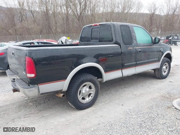 2000 Ford F-150 XL with VIN 1FTRX18L0YNC05663, listed as a IAAI auction lot 41413835 with 1 mi miles. Bid and sale history available at carsss.com. Image 4.