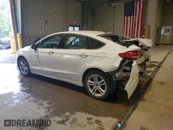2018 Ford Fusion SE с VIN 3FA6P0LU7JR177723, выставлен на аукционе Copart как лот 60821345 с пробегом 89 841 миль миль и Списание • Salvage title. История ставок и продаж доступна на DreamBid. Изображение 2.