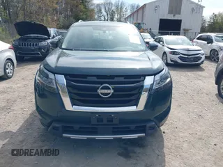 2024 Nissan Pathfinder SL z VIN 5N1DR3CC7RC294826, wystawiony jako IAAI lot #42174595 z przebiegiem 16 002 mil mil oraz . Historia ofert i sprzedaży dostępna na DreamBid. Obrazek 12.