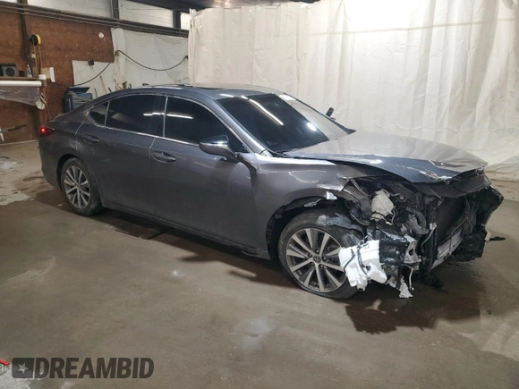 2021 Lexus ES with VIN 58ACZ1B11MU085433, listed as a Copart auction lot 46726175 with 40,103 mi miles and Salvage Title. Bid and sale history available at carsss.com. Image 4.