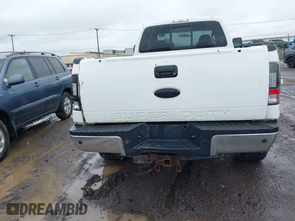 2010 Ford F-250 XL z VIN 1FTSX2B58AEA38783, wystawiony jako IAAI lot #42335971 z przebiegiem 262 637 mil mil oraz . Historia ofert i sprzedaży dostępna na DreamBid. Obrazek 16.