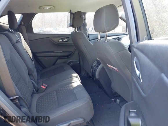 2021 Chevrolet Blazer LT z VIN 3GNKBCRS3MS565308, wystawiony jako IAAI lot #41675966 z przebiegiem 76 588 mil mil oraz . Historia ofert i sprzedaży dostępna na DreamBid. Obrazek 8.