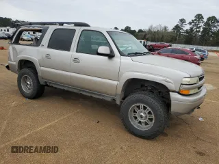 2004 Chevrolet Suburban Z71 with VIN 3GNFK16ZX4G126102, listed as a Copart auction lot 41761465 with 0 mi miles and Salvage Title. Bid and sale history available at carsss.com. Image 4.