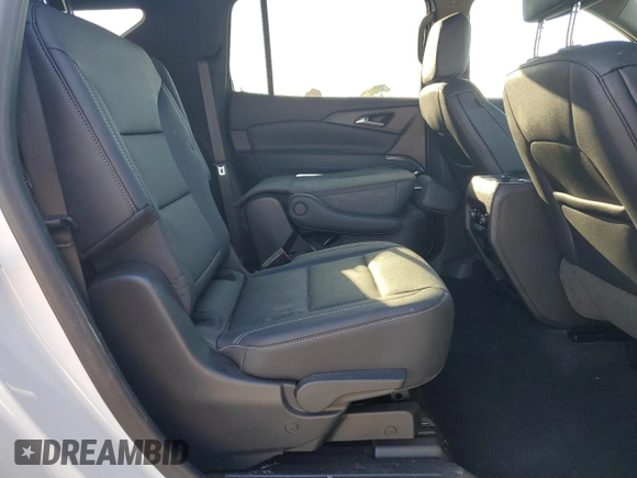 2024 Chevrolet Traverse FWD LT z VIN 1GNERGKS7RJ200715, wystawiony jako Copart lot #49406085 z przebiegiem 12 325 mil mil oraz Szkoda całkowita • Salvage title. Historia ofert i sprzedaży dostępna na DreamBid. Obrazek 11.