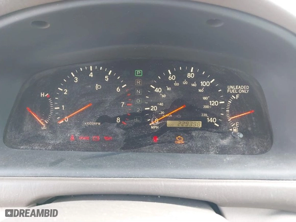 2000 Lexus ES 300 with VIN JT8BF28G1Y5099039, listed as a IAAI auction lot 41702348 with 229,398 mi miles. Bid and sale history available at carsss.com. Image 7.