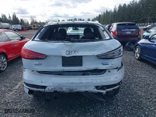 2018 Audi Q3 Premium Plus with VIN WA1JCCFS9JR009373, listed as a IAAI auction lot 41816704 with 95,244 mi miles. Bid and sale history available at carsss.com. Image 16.