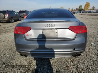 2014 Audi S5 Prestige z VIN WAUVGAFRXEA032658, wystawiony jako Copart lot #79515874 z przebiegiem 70 001 mil mil oraz Szkoda całkowita • Salvage title. Historia ofert i sprzedaży dostępna na DreamBid. Obrazek 6.