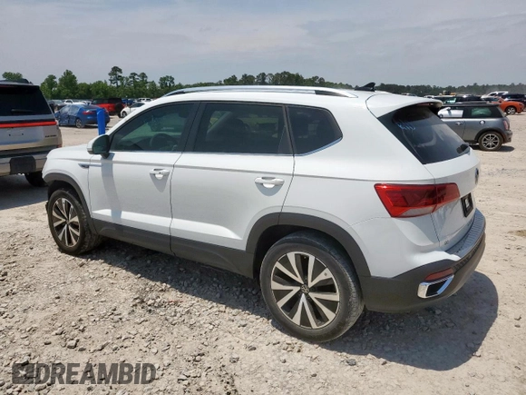 2024 Volkswagen Taos SE z VIN 3VVEX7B20RM002688, wystawiony jako Copart lot #57258985 z przebiegiem 9875 mil mil oraz Czysty tytuł • Clean title. Historia ofert i sprzedaży dostępna na DreamBid. Obrazek 2.
