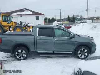2017 Honda Ridgeline RTL-E with VIN 5FPYK3F78HB012520, listed as a IAAI auction lot 41551255 with 44,270 mi miles. Bid and sale history available at carsss.com. Image 13.