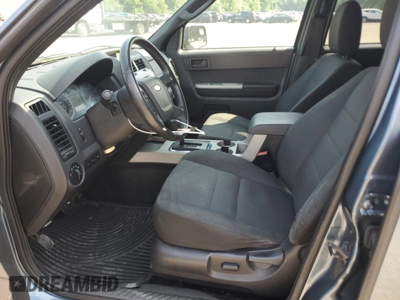 2012 Ford Escape XLT z VIN 1FMCU9D73CKA26402, wystawiony jako Copart lot #60018645 z przebiegiem 162 202 mil mil oraz Czysty tytuł • Clean title. Historia ofert i sprzedaży dostępna na DreamBid. Obrazek 7.