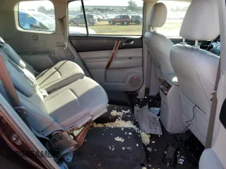 2011 Toyota Highlander Hybrid Limited with VIN JTEDC3EH2B2001565, listed as a Copart auction lot 46918695 with 152,304 mi miles and Salvage Title. Bid and sale history available at carsss.com. Image 11.