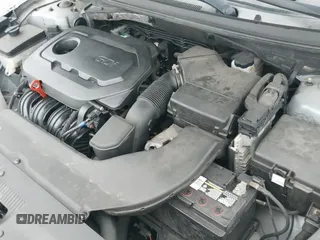 2017 Hyundai Sonata SE с VIN 5NPE24AF1HH497990, выставлен на аукционе IAAI как лот 42892693 с пробегом 125 455 миль миль и . История ставок и продаж доступна на DreamBid. Изображение 19.