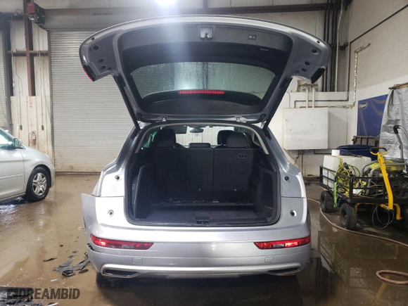 2018 Audi Q5 Premium with VIN WA1ANAFY8J2193197, listed as a Copart auction lot 47289895 with 76,156 mi miles and Salvage Title. Bid and sale history available at carsss.com. Image 6.