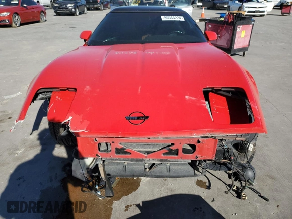 1996 Chevrolet Corvette z VIN 1G1YY22P2T5120318, wystawiony jako Copart lot #80944224 z przebiegiem 90 625 mil mil oraz Szkoda całkowita • Salvage title. Historia ofert i sprzedaży dostępna na DreamBid. Obrazek 5.