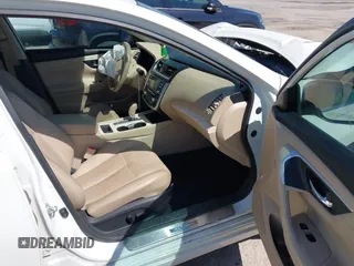 2016 Nissan Altima SR with VIN 1N4AL3AP1GC218973, listed as a IAAI auction lot 42080482 with 169,869 mi miles and . Bid and sale history available at carsss.com. Image 5.