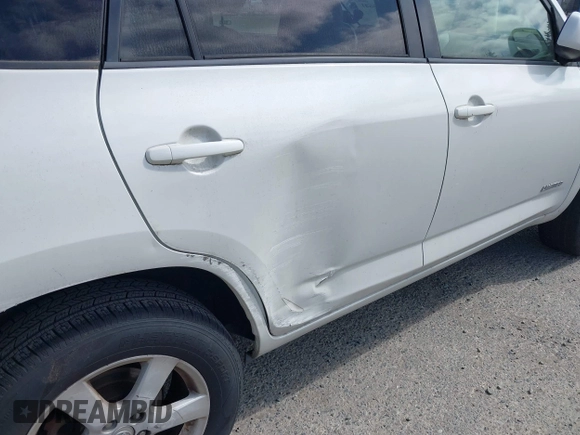 2008 Toyota RAV4 Limited with VIN JTMZK31V385019850, listed as a IAAI auction lot 42663641 with 194,878 mi miles and . Bid and sale history available at DreamBid. Image 6.