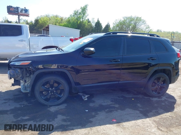 2017 Jeep Cherokee Sport z VIN 1C4PJLAB7HW617014, wystawiony jako IAAI lot #42024427 z przebiegiem 196 968 mil mil oraz . Historia ofert i sprzedaży dostępna na DreamBid. Obrazek 15.