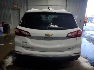 2020 Chevrolet Equinox LT with VIN 3GNAXVEX5LL209543, listed as a Copart auction lot 44151345 with 70,807 mi miles and Salvage Title. Bid and sale history available at carsss.com. Image 6.